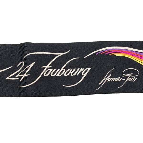 Pre-owned Hermès 24 Faubourg Silk Twilly Scarf Black