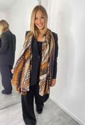 Pikkukuva 3 / 3: Scarf with stylish pattern - several colors
