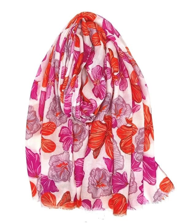 Floral scarf in several summery colors