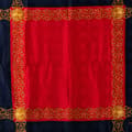 Miniatyrbillede 2 af 5: Pre-owned Chanel CC Chain Silk Scarf Red