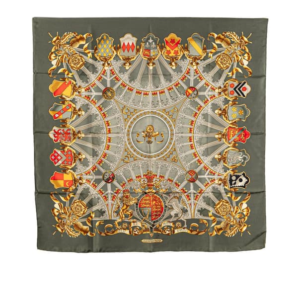 Pre-owned Hermès Ich Dien Silk Scarf Green
