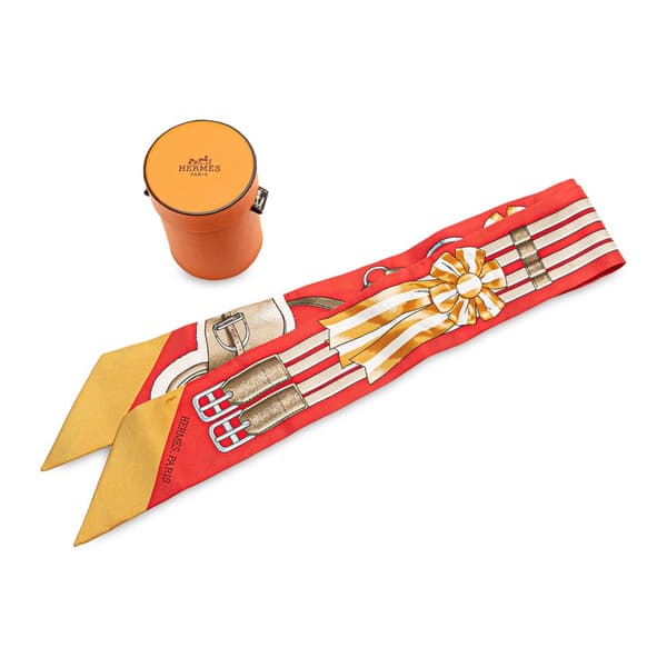 Pre-owned Hermès Jumping Silk Twilly Scarf Orange