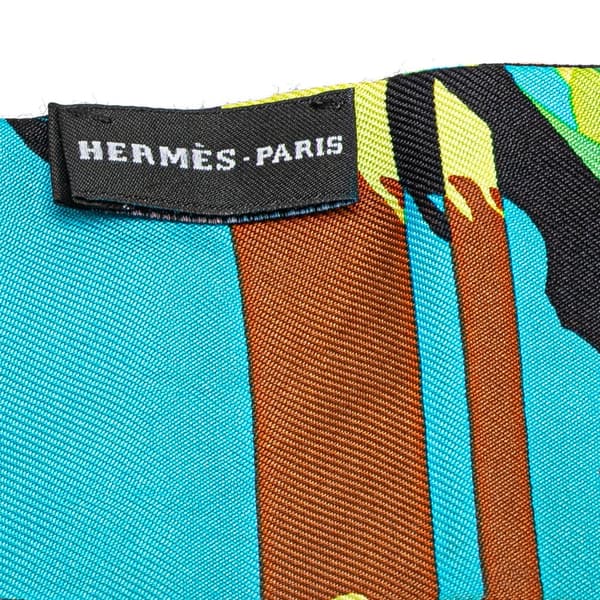 Pre-owned Hermès Ex Libris En Camouflage Silk Twilly Scarf Blue