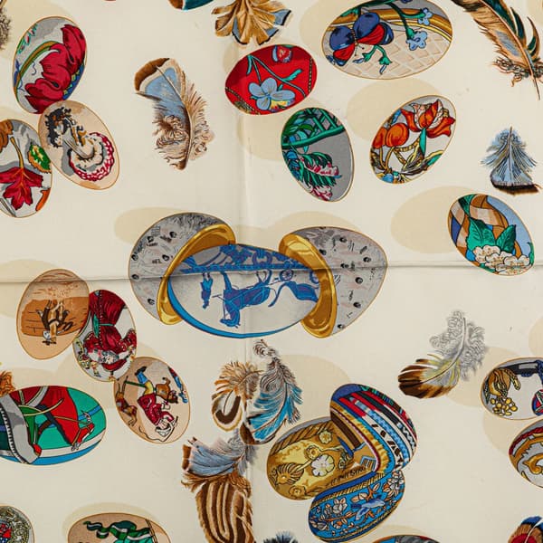 Pre-owned Hermès Couvee D'Hermes Silk Scarf White