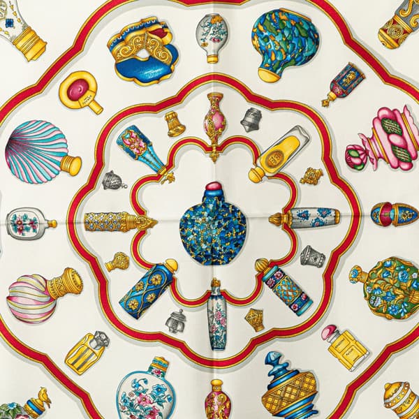 Pre-owned Hermès Qu Importe Le Flacon Silk Scarf White