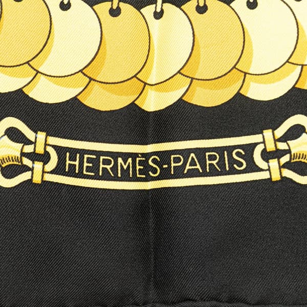 Pre-owned Hermès Kosmima Silk Scarf Black