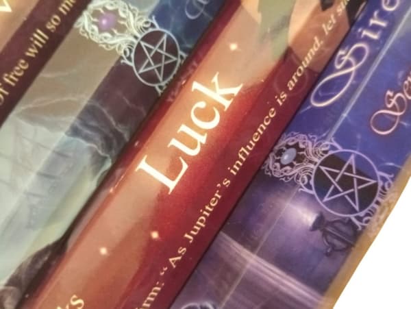 5-Pack Spell Rökelsestickor Luck Love - ca 100 stickor