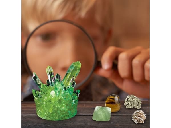National Geographic S. E. Mega Earth Science Kit
