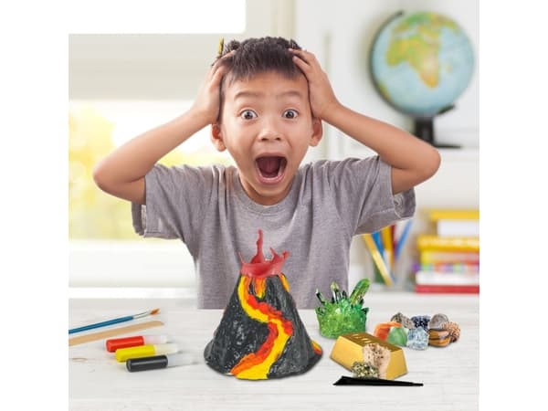 National Geographic S. E. Mega Earth Science Kit