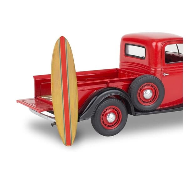 Revell 1937 Ford Pickup med surfebrett 1:25