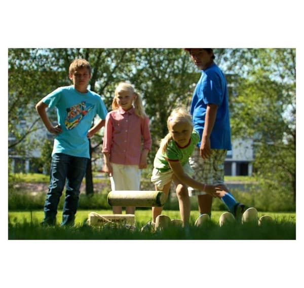 Taktinen ulkopeli Mölkky alkuperäinen