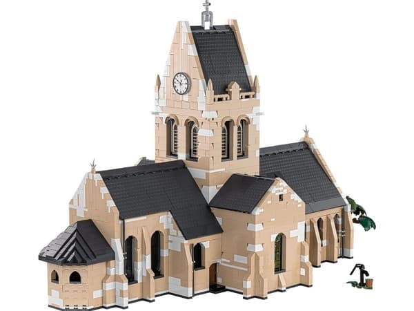 Cobi tiilet Sainte-Mere-Eglisen kirkko