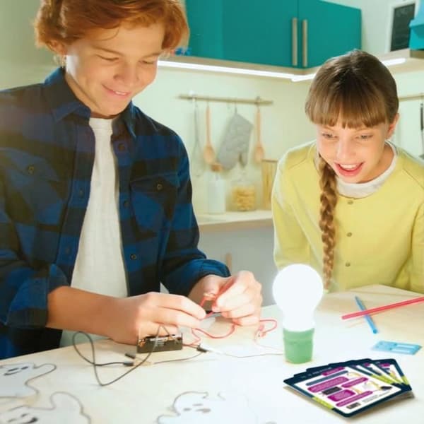 Genius Science - vetenskapligt spel - elektricitet - 50 experiment - LISCIANI