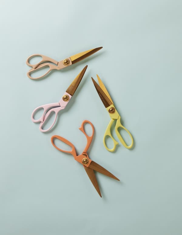Kontorsaks Beige Shear Genius Designworks Inc
