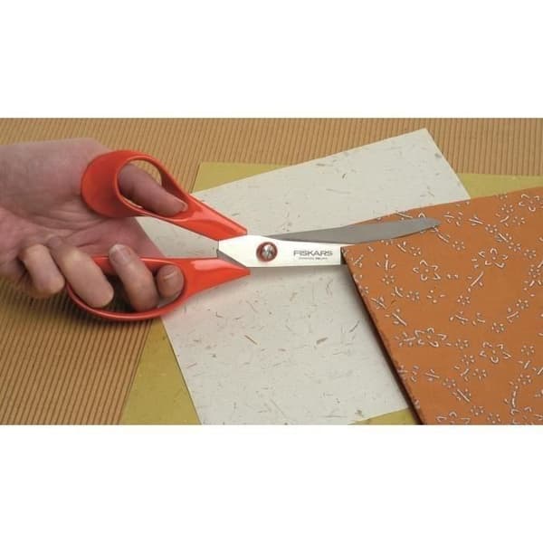 FISKARS Klassisk Universalsax vänsterhänt 21 cm