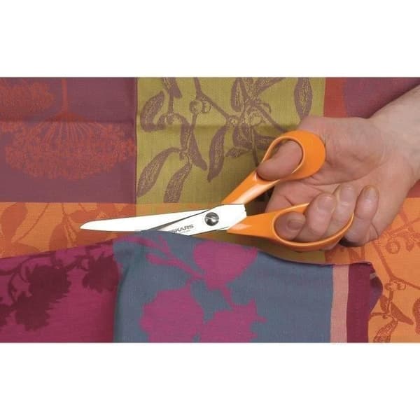 FISKARS Klassisk Universalsax högerhänt 21 cm