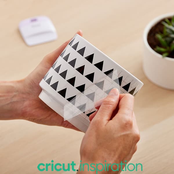Cricut Premium Vinyl - Black - 30,5 x 122 cm