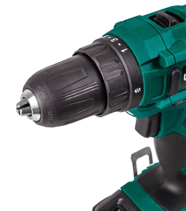 VONROC Bore-/skruemaskine 20V | Inkl. 2.0Ah akku og oplader
