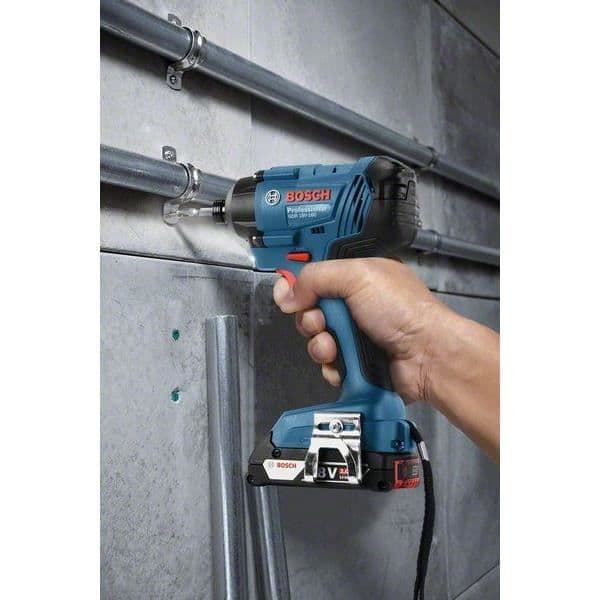 BOSCH PROFESSIONAL GDR 18V-160 solo kartong slagdrivare