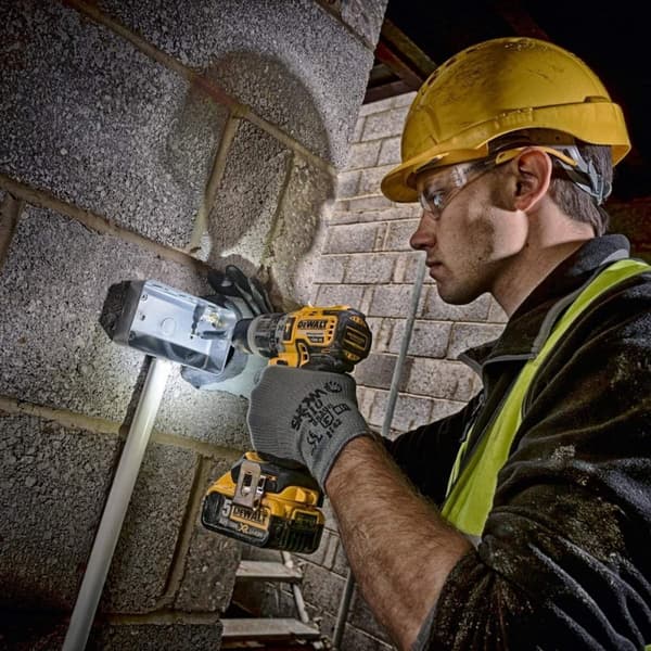 DeWalt DCD796P2 Akku slagboremaskine - 18V - 2 batterier