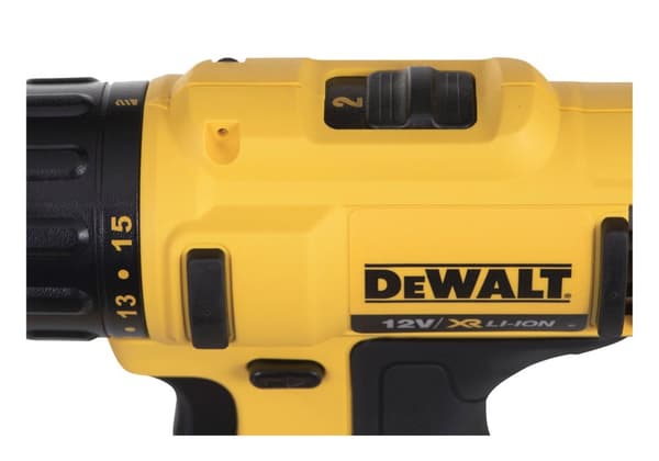 Akku bore-/skruemaskine Li-Ion 10,8V 2,0Ah DeWALT DCD710D2