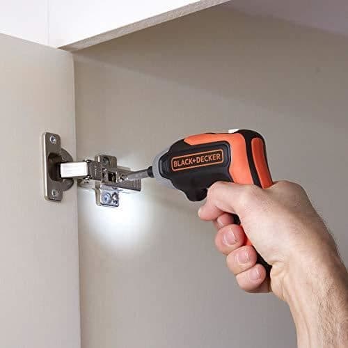 Sladdlös elektrisk skruvmejsel - BLACK+DECKER BCF611CK-QW - 180 rpm - 5,5 Nm