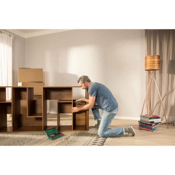 Bosch ergonomisk sladdlös skruvmejsel - PushDrive (integrerad 3,6V - 1,5Ah, Micro USB-laddning, levereras med 32 skruvmejselbitar)