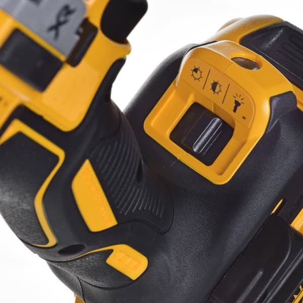18V akku skruetrækker + vinkel bit driver DCD791P3A DEWALT