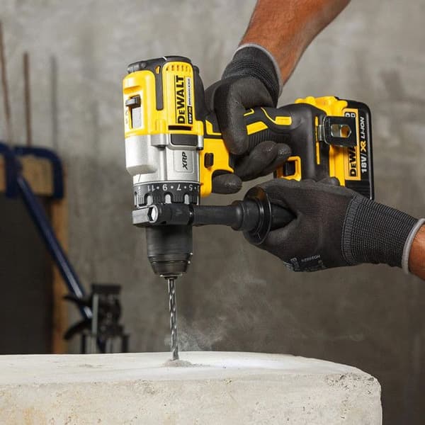 Skruvdragare - DeWalt - DCD991NT - Trådlös - 18 V - Gul