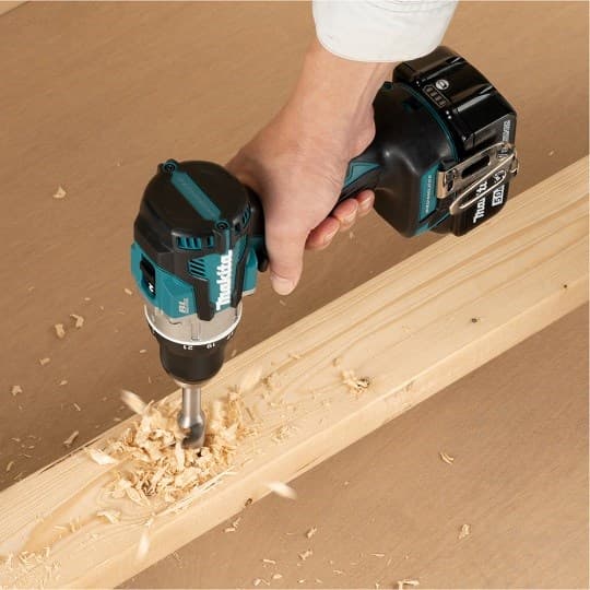 18V 73/40Nm DDF489Z borrmaskin/skruvdragare utan batteri MAKITA