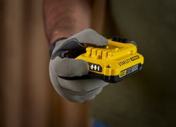 STANLEY SFMCD700D2A-QW 20V bore-/skruemaskine