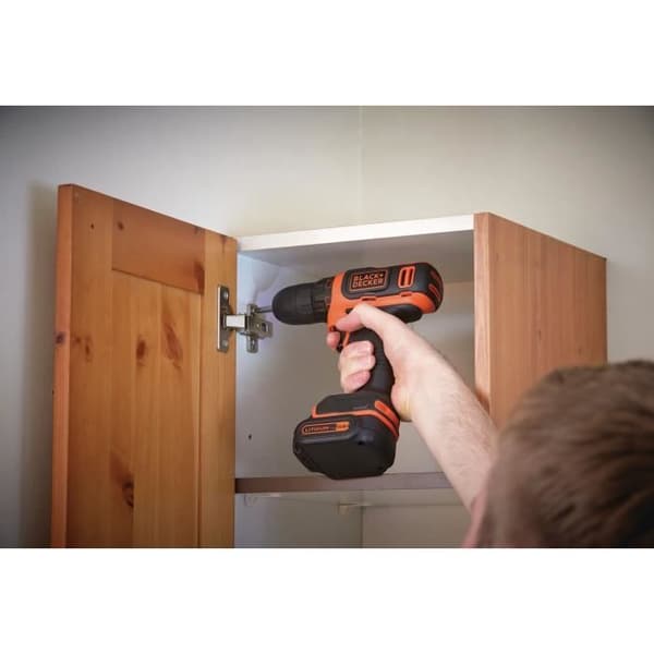 BLACK+DECKER BDCDD12-QW sladdlös skruvmejsel - 10,8 V - 1,5 Ah - 1 batteri - Laddare ingår
