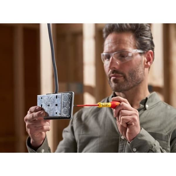 Set med 5 skruvmejslar - STANLEY FATMAX - XTHT0-62692 - Slim Insulated 1000V - Elektriker + Phillips + Testare