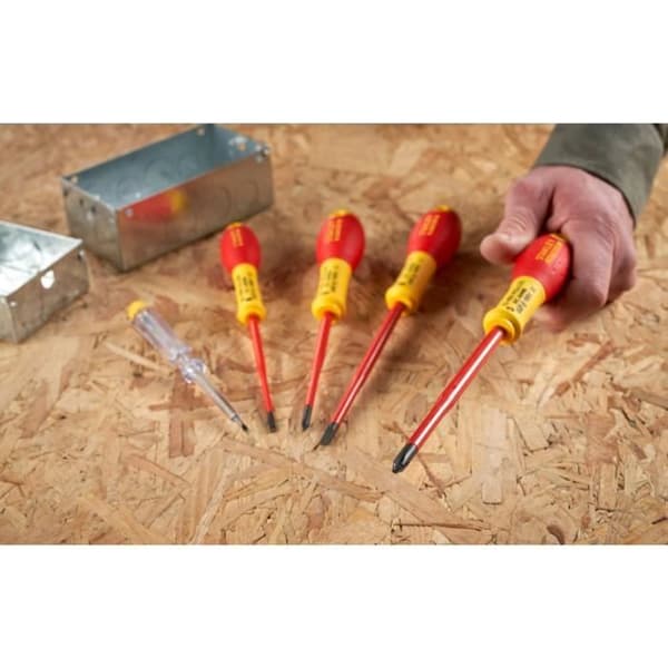 Set med 5 skruvmejslar - STANLEY FATMAX - XTHT0-62692 - Slim Insulated 1000V - Elektriker + Phillips + Testare