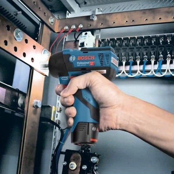 Bosch Professional GDS 12V-115 slagnøgle + 2 x 3,0 Ah batterier + L-BOXX - 06019E0103