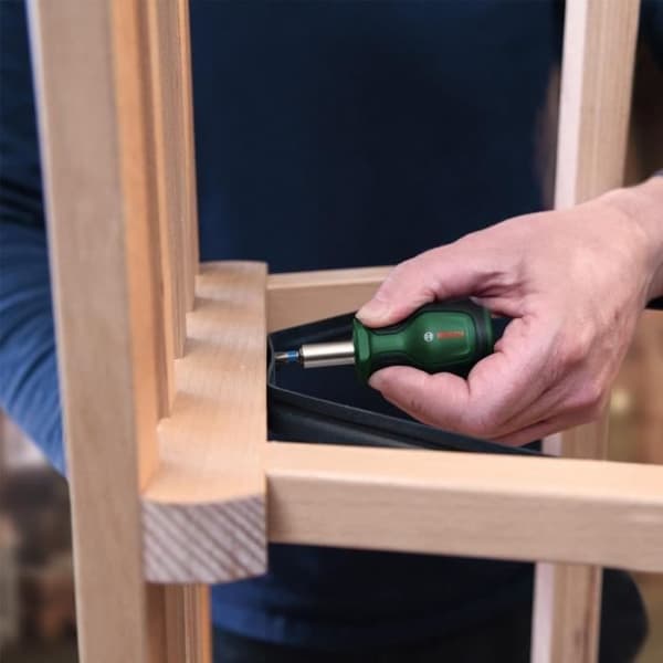 Bosch Adventskalender Handverktyg 2024, 33 delar