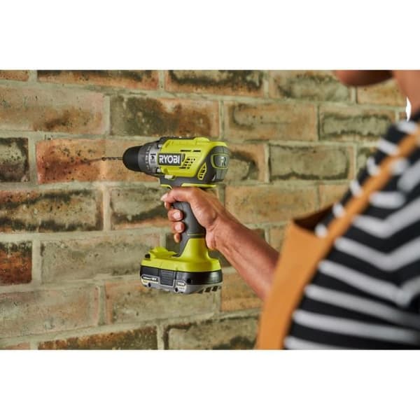 RYOBI - 18 V ONE+ iskuporakone - 50 Nm - 500-1800 rpm + 4,0 Ah akku, 2,0 A laturi, laukku - R18PD3-140SA