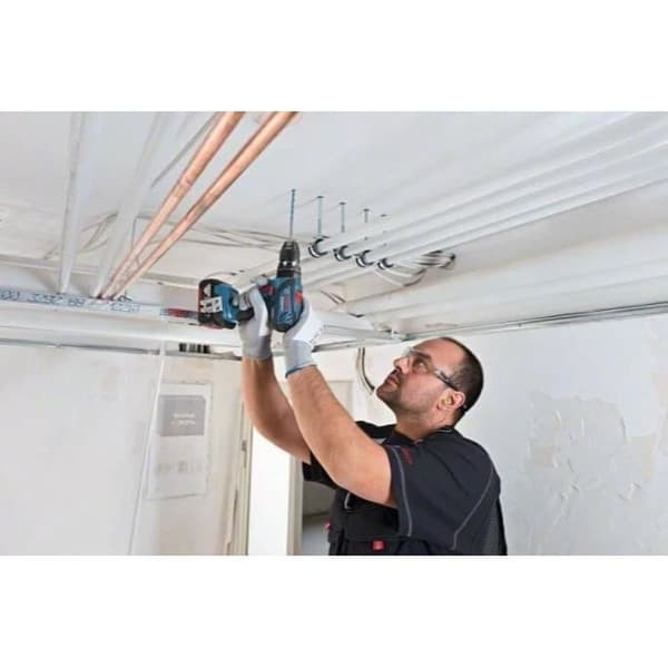 Bosch Professional GSB 18V-28 slagboremaskine (moment: 28/63/- Nm) + 2 x 2,0 Ah batterier + oplader + L-kuffert - 06019H400B