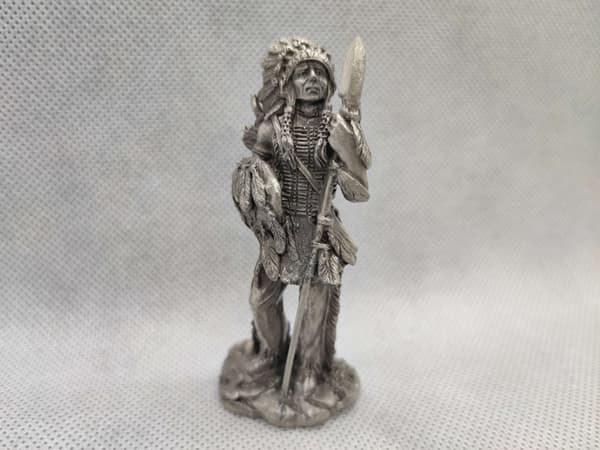 Indisk kriger miniature figur