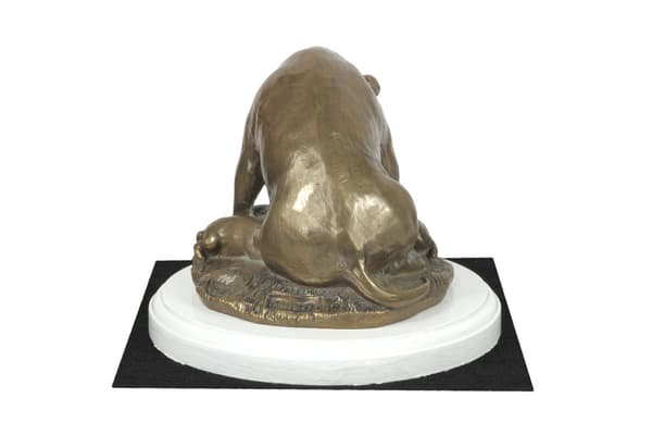 American Staffordshire terrier, Amstaff, Amstaf I - hundstatyett, statyett på vit bas, trofé för hundutställning av Art-Dog