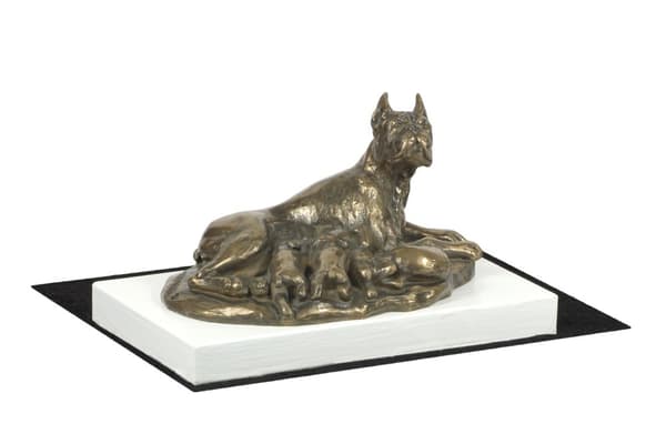 Boxer, Boxer II - koirapatsas, hahmo valkoisella pohjalla, palkinto koiranäyttelyyn Art-Dog