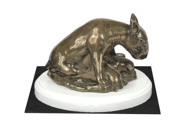 Bull terrier, Bull Terrier II - hundestatuette, figur på hvid bund, trofæ til hundeudstilling af Art-Dog