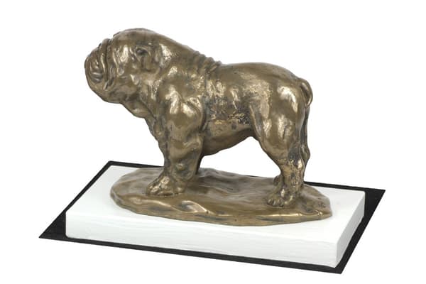 Bulldog I - en hundstatyett, en statyett på vit bas, en trofé för hundutställningen Art-Dog