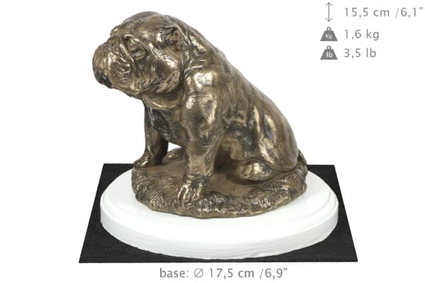 Bulldog III - en hundstatyett, en statyett på vit bas, en trofé för hundutställningen Art-Dog