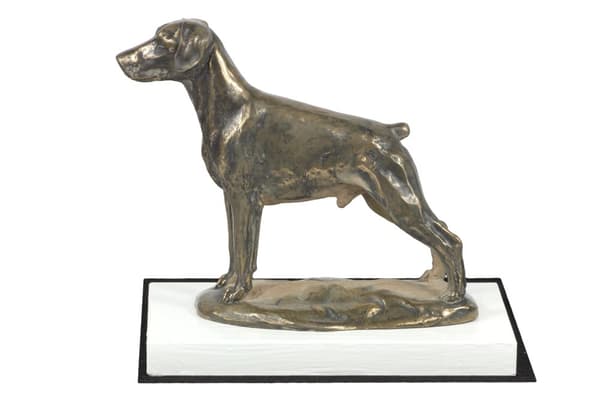 Doberman, Dobermann II - hundestatuette, figur på hvid base, trofæ til hundeudstilling af Art-Dog