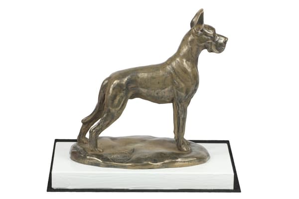 Grand Danois I - hundstatyett, statyett på vit bas, trofé för hundutställningen Art-Dog