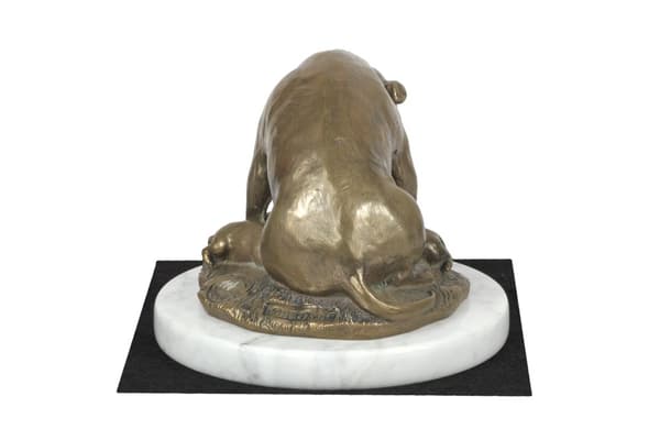 American Staffordshire terrier, Amstaff, Amstaf I - hundestatuette, figur på hvid marmor, trofæ til en hundeudstilling af Art-Dog