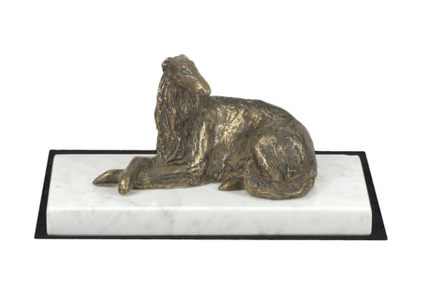 Venäjän borzoivinttikoira, Borzoi, Barzoi I - koirapatsas, hahmo valkoisella marmorilla, palkinto koiranäyttelyyn Art-Dog