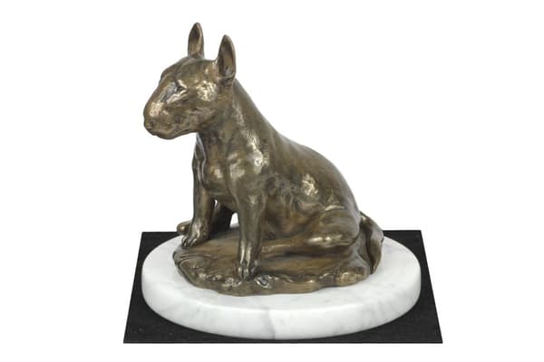 Bullterrieri, Bullterrieri III - koirapatsas, hahmo valkoisella marmorilla, palkinto koiranäyttelyyn Art-Dog