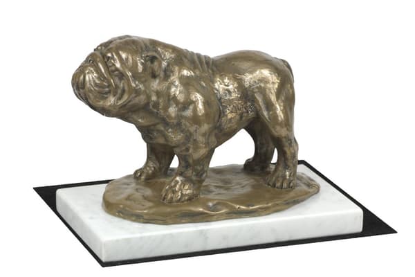 Bulldog I - hundstatyett, statyett på vit marmor, trofé för hundutställningen Art-Dog